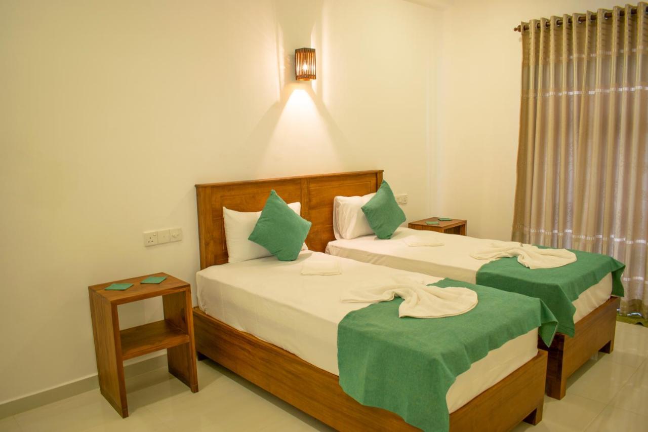 Lavinia Escapes Hotel Dehiwala-Mount Lavinia Eksteriør billede