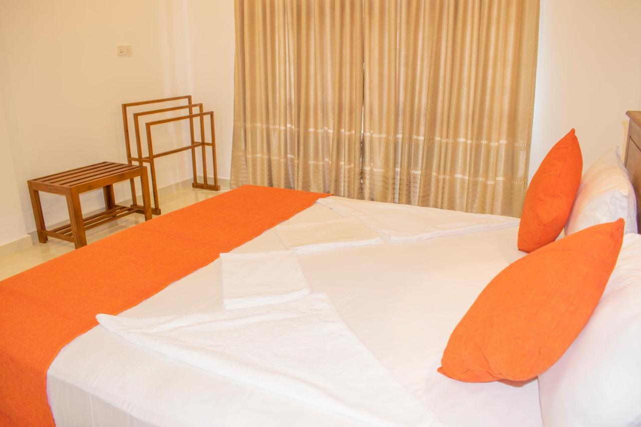 Lavinia Escapes Hotel Dehiwala-Mount Lavinia Eksteriør billede