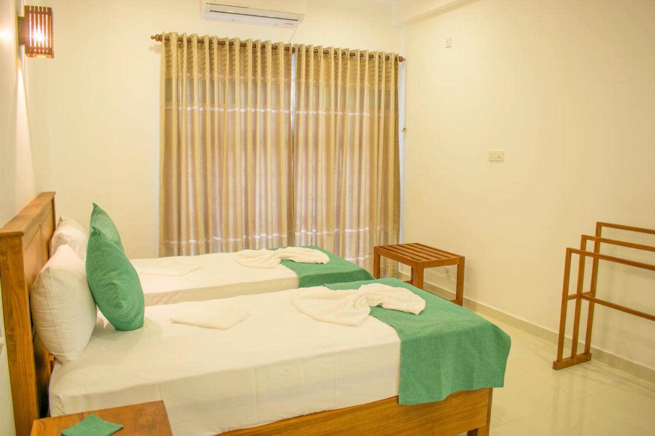 Lavinia Escapes Hotel Dehiwala-Mount Lavinia Eksteriør billede