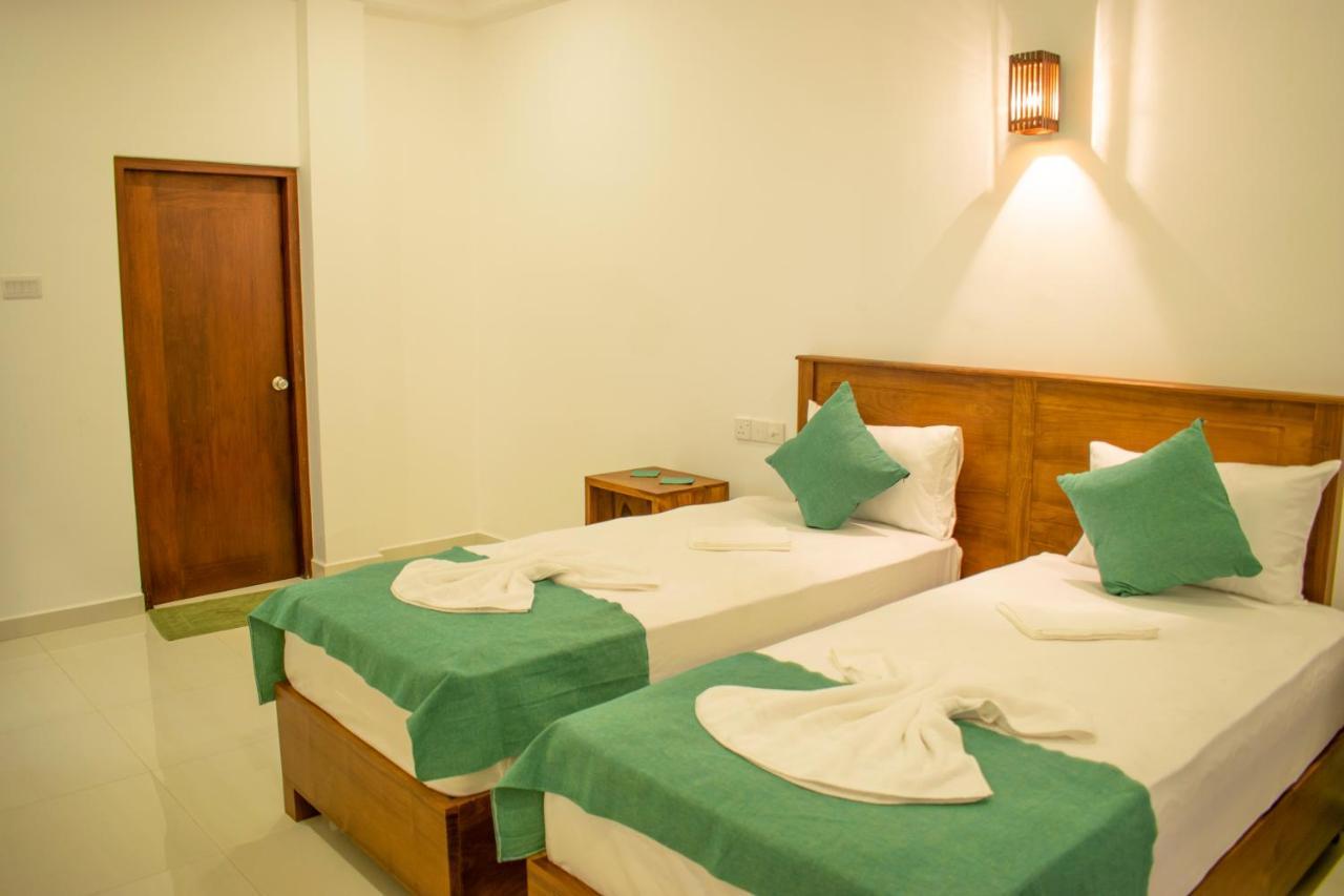 Lavinia Escapes Hotel Dehiwala-Mount Lavinia Eksteriør billede